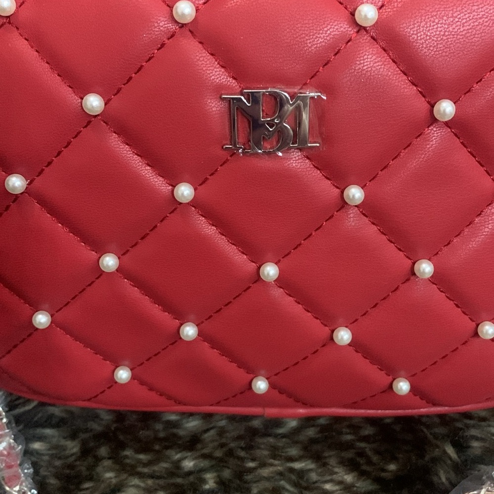 Badgley Mischka NWT Diamond Stitch Quilted Pearl Crossbody - Picture 2 of 7